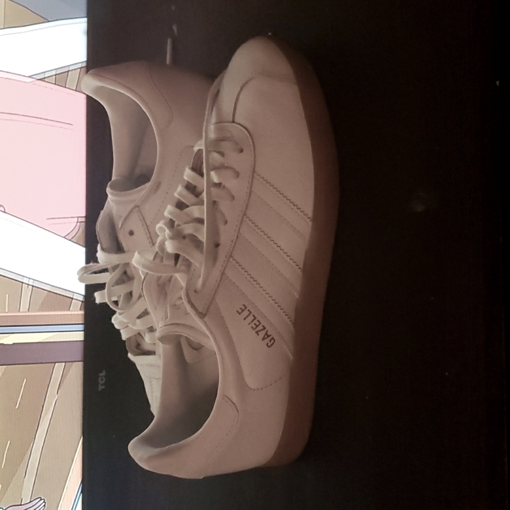 Adidas gazelle shoes size 6